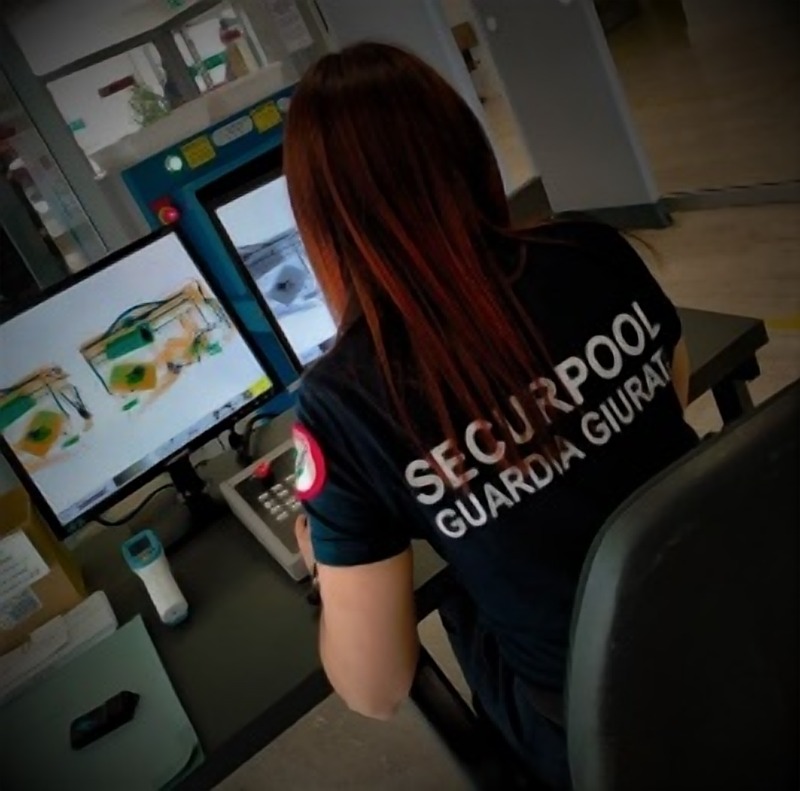 Addetto Securpool ai servizi fiduciari e di accoglienza
